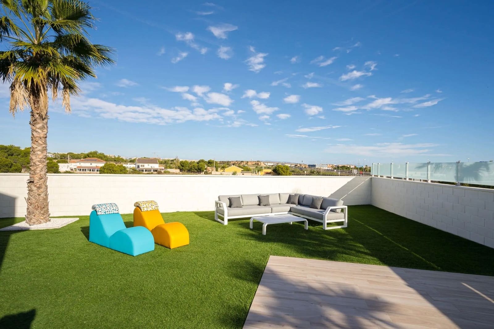 Chalet de 4 habitaciones en Cabo Roig en venta con piscina garaje - 535.000 € (Ref: 9029416)