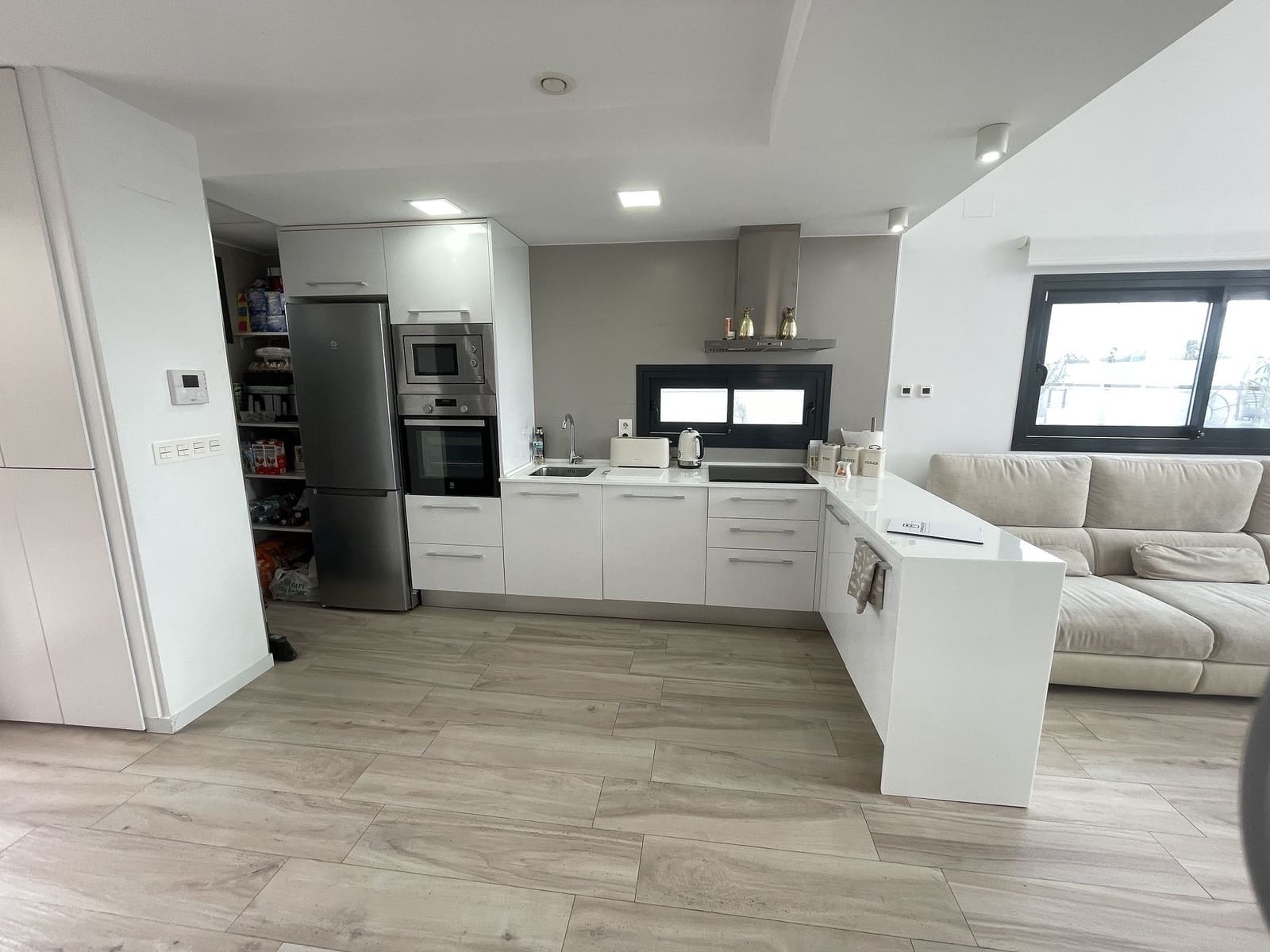 Chalet de 4 habitaciones en Cabo Roig en venta con piscina garaje - 535.000 € (Ref: 9029416)