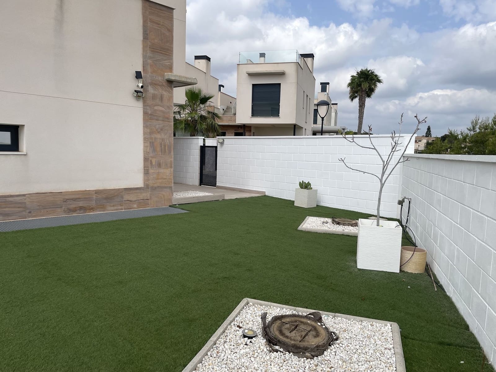 Chalet de 4 habitaciones en Cabo Roig en venta con piscina garaje - 535.000 € (Ref: 9029416)