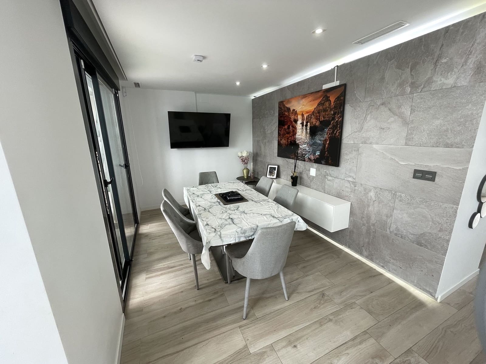 Chalet de 4 habitaciones en Cabo Roig en venta con piscina garaje - 535.000 € (Ref: 9029416)