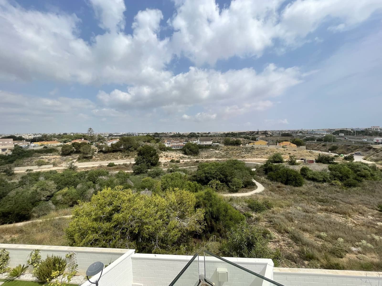 Chalet de 4 habitaciones en Cabo Roig en venta con piscina garaje - 535.000 € (Ref: 9029416)