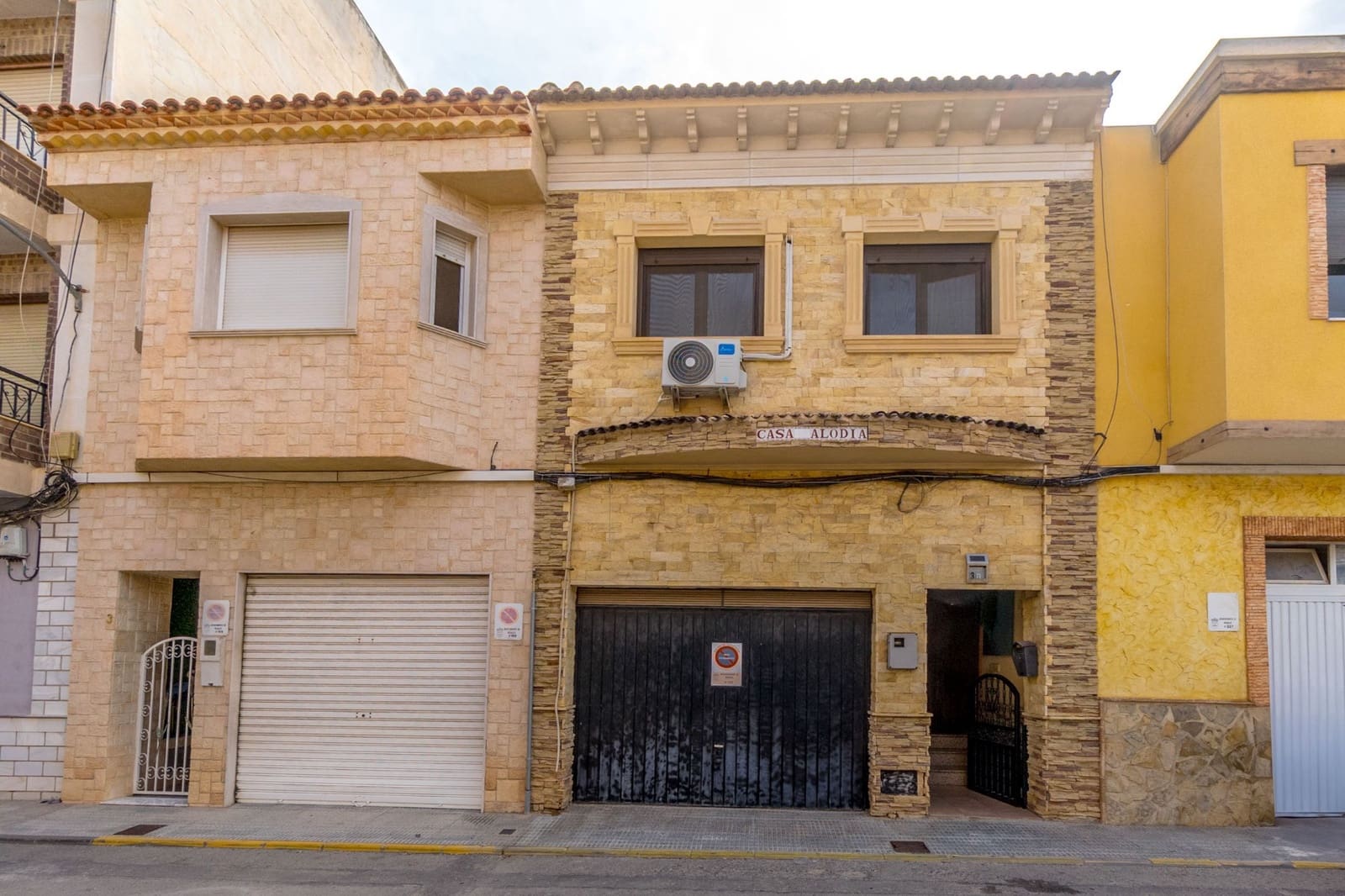 3 bedroom Townhouse for sale in La Marquesa - € 249,995 (Ref: 9047700)