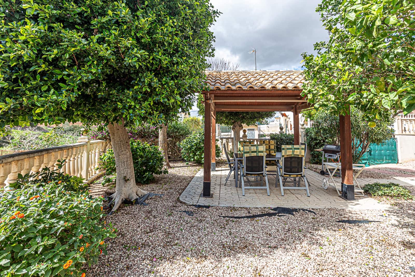 3 sovrum Semi-fristående Villa till salu i La Zenia med pool garage - 225 000 € (Ref: 9057339)