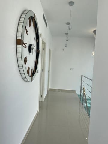 5 quarto Moradia para venda em San Miguel de Salinas com piscina - 849 000 € (Ref: 9103967)