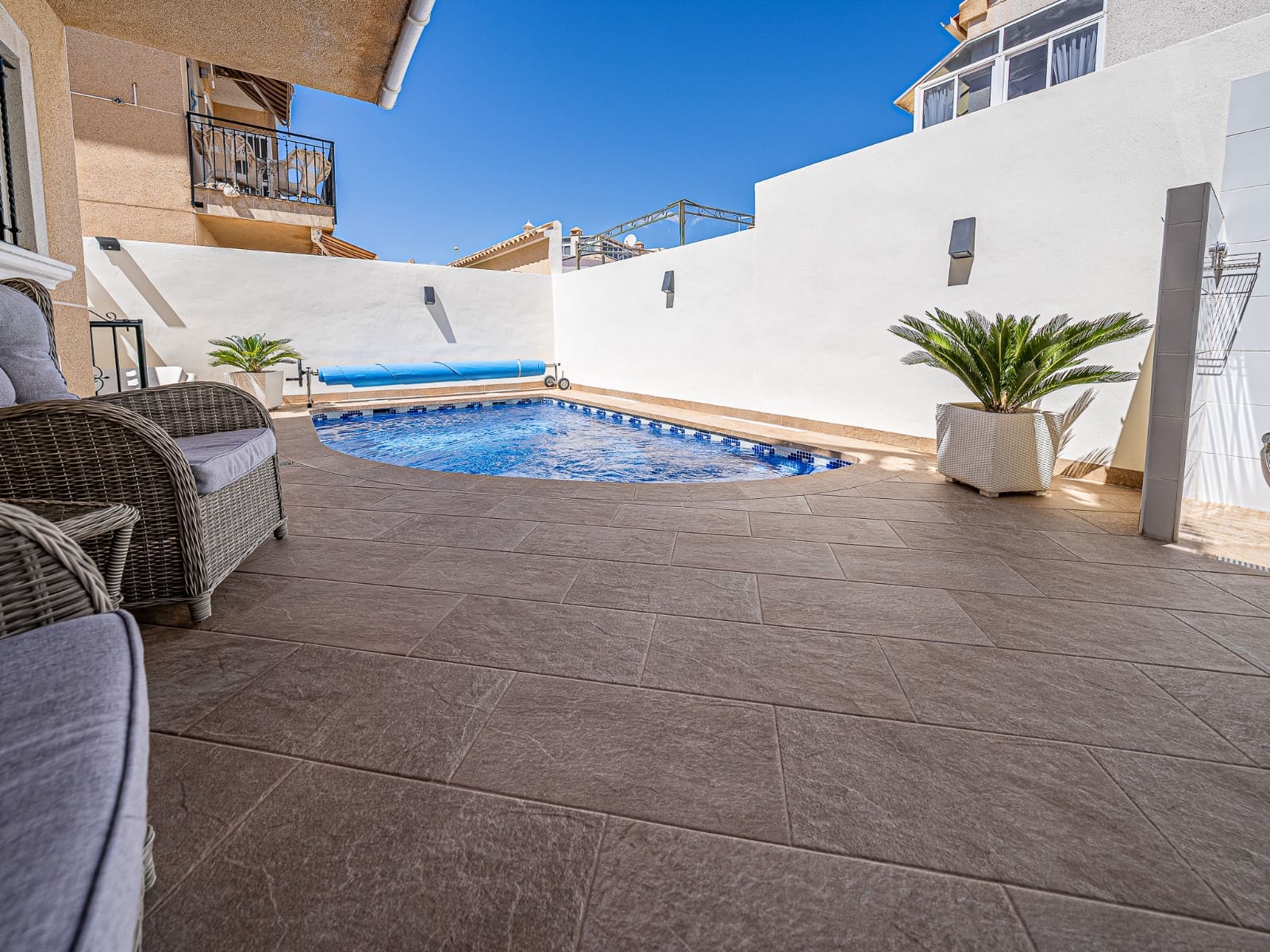 4 chambre Villa/Maison à vendre à Villamartin - 379 000 € (Ref: 9104300)