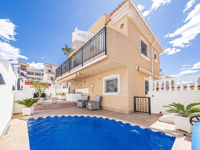 4 chambre Villa/Maison à vendre à Villamartin, Orihuela - 379 000 € (Ref: 9104300)