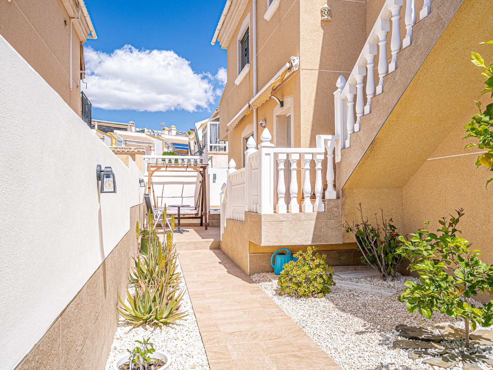 4 chambre Villa/Maison à vendre à Villamartin - 379 000 € (Ref: 9104300)