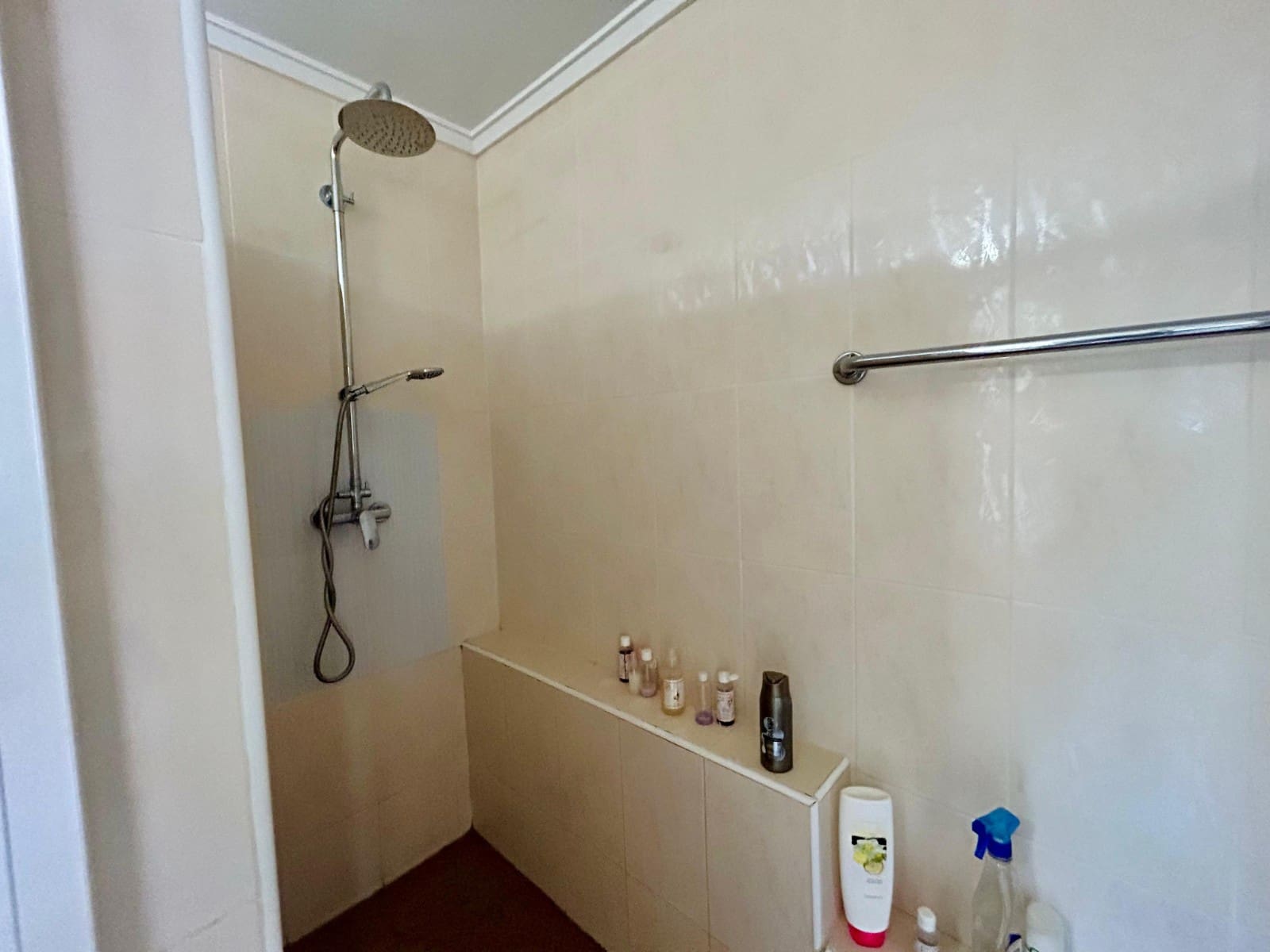 3 soveværelse Semi-Rækkehus til salg i El Chaparral med swimmingpool garage - € 359.000 (Ref: 9115888)