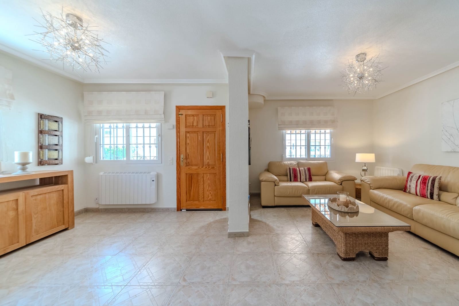 3 soveværelse Semi-Rækkehus til salg i Playa Flamenca med swimmingpool garage - € 294.950 (Ref: 9118062)