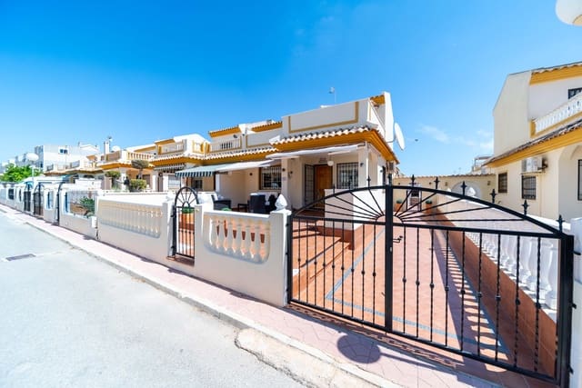 3 soveværelse Semi-Rækkehus til salg i Playa Flamenca, Orihuela med swimmingpool garage - € 294.950 (Ref: 9118062)
