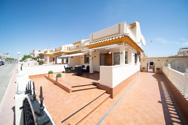 3 soveværelse Semi-Rækkehus til salg i Playa Flamenca, Orihuela med swimmingpool garage - € 294.950 (Ref: 9118062)
