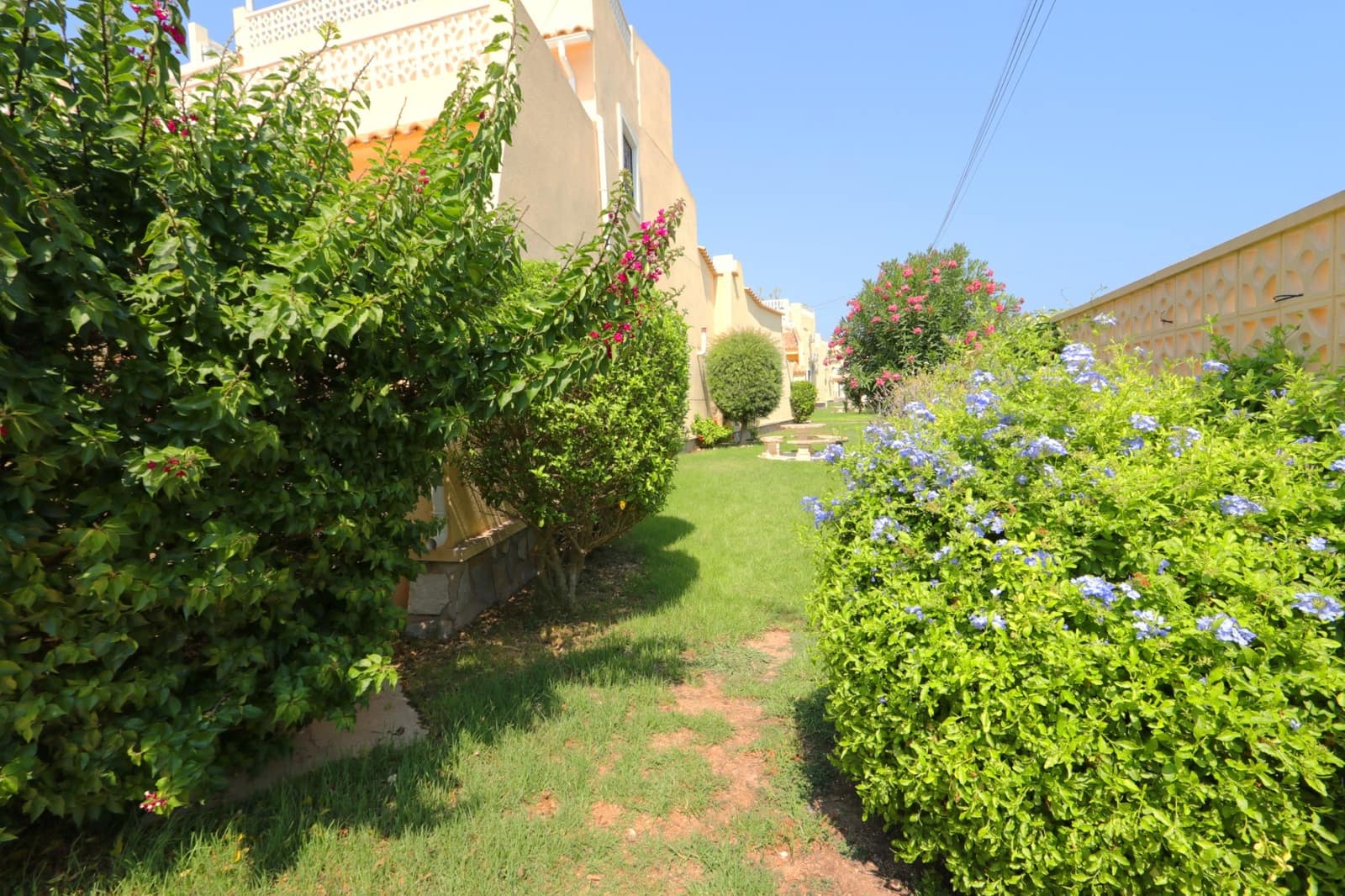 2 makuuhuone Bungalow myytävänä paikassa La Florida - 120 000 € (Ref: 9188935)