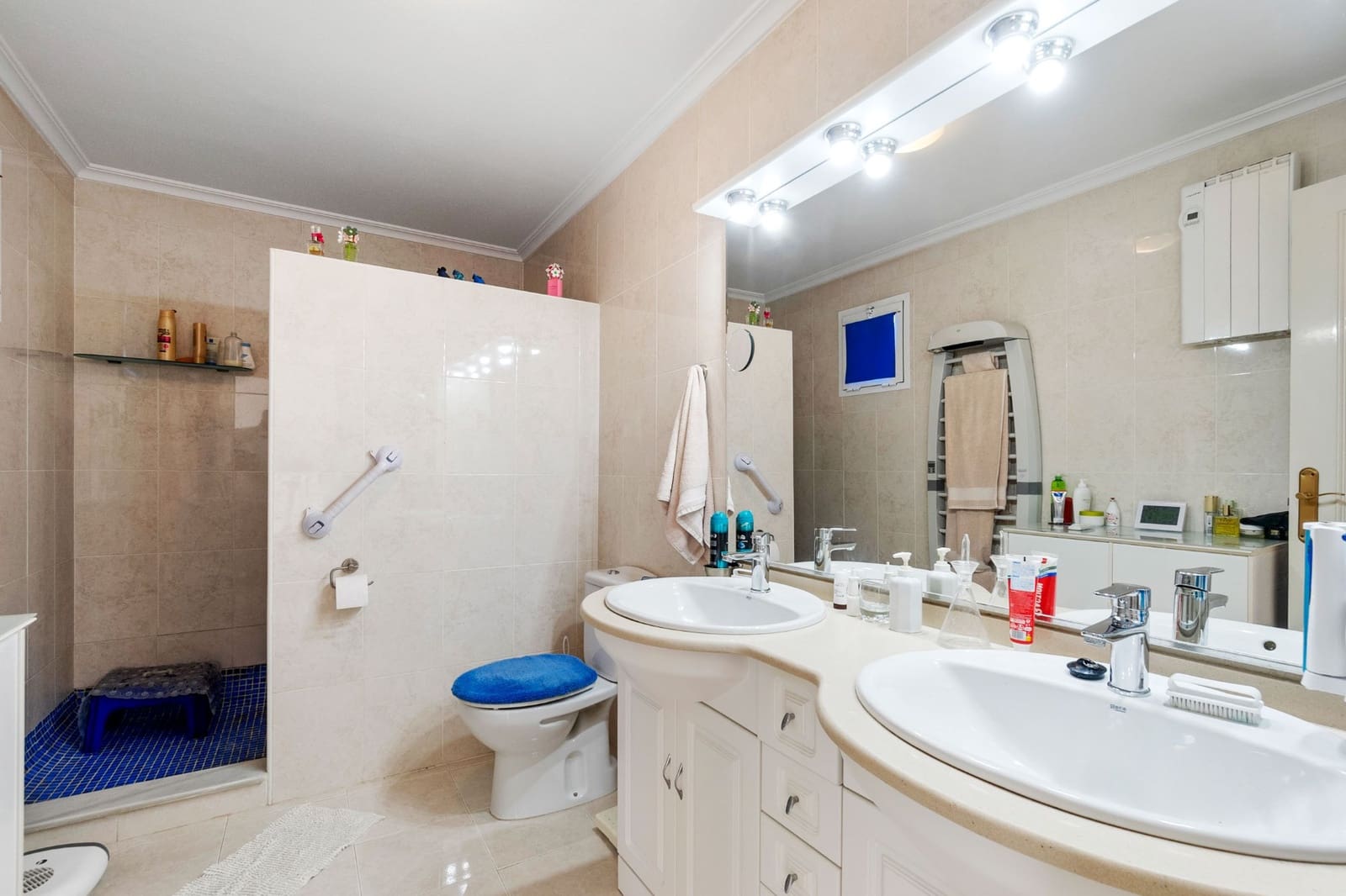 3 bedroom Townhouse for sale in Playa Flamenca with pool garage - € 339,000 (Ref: 9198367)