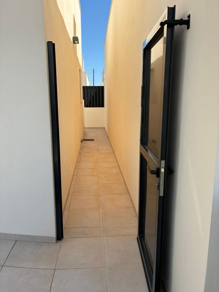 3 chambre Villa/Maison à vendre à Pilar de la Horadada avec piscine garage - 319 900 € (Ref: 9212555)