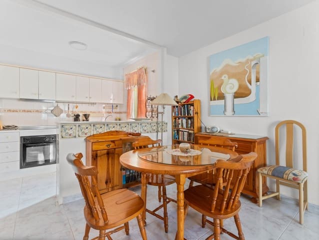 2 soveværelse Bungalow til salg i El Chaparral, Torrevieja med swimmingpool - € 140.000 (Ref: 9226251)