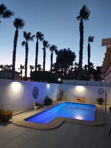 3 makuuhuone Huvila myytävänä paikassa Villamartin, Orihuela mukana uima-altaan - 424 995 € (Ref: 9232393)