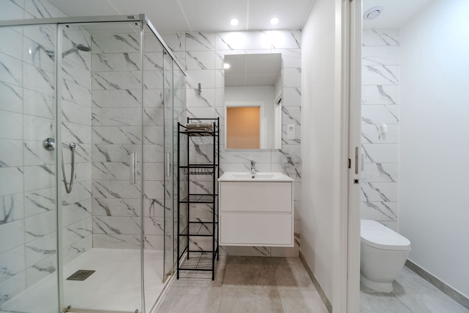 2 Zimmer Apartment zu verkaufen in Villamartin mit Pool Garage - 239.000 € (Ref: 9263509)