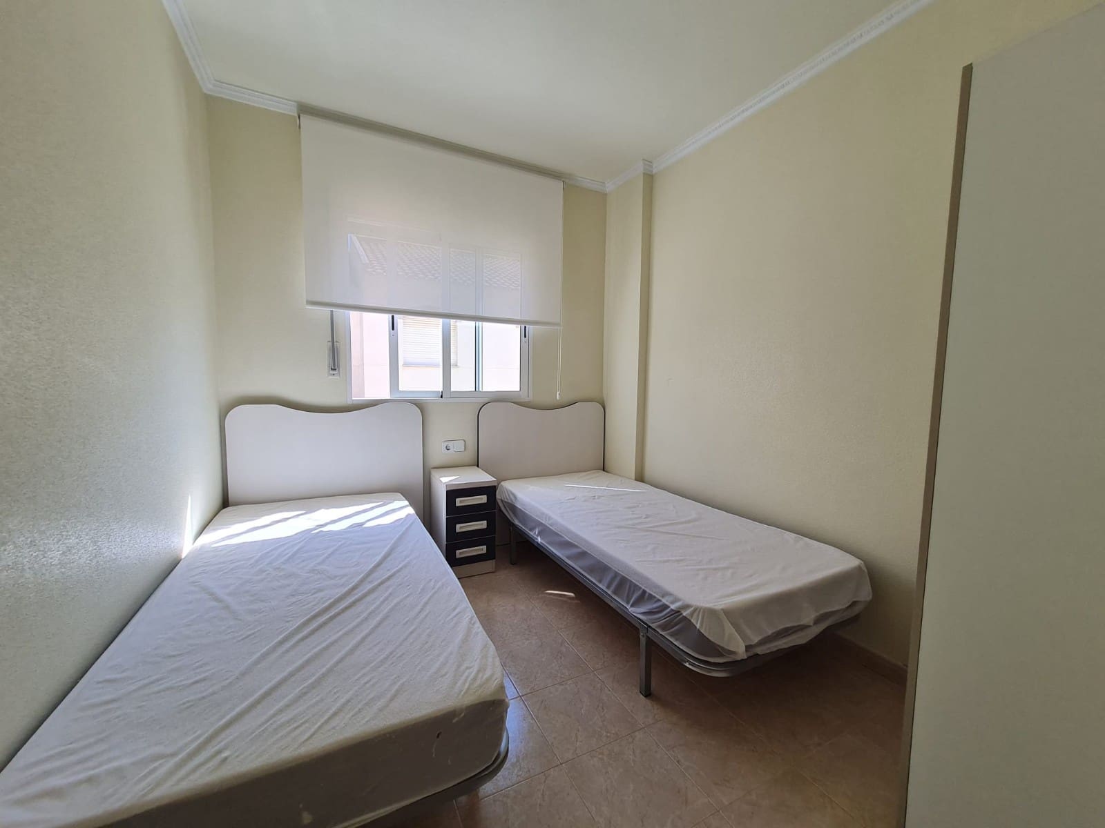 2 soveværelse Lejlighed til salg i Torrevieja med swimmingpool - € 129.000 (Ref: 9263777)