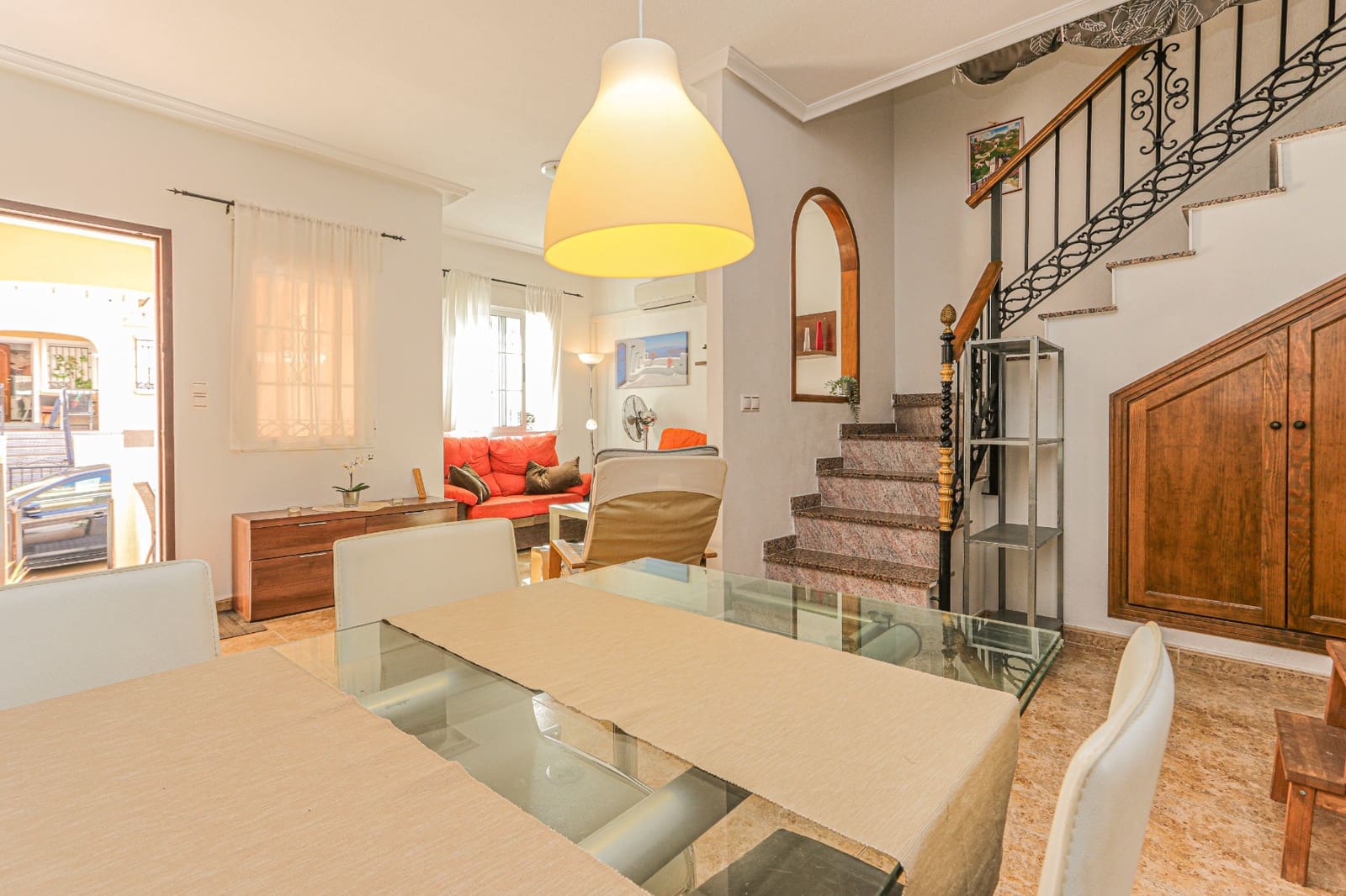 3 soverom Hus til salgs i Villamartin med svømmebasseng garasje - € 189 950 (Ref: 9283966)