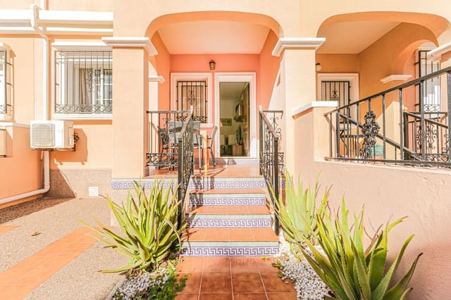 3 Zimmer Haus zu verkaufen in Villamartin, Orihuela mit Pool Garage - 189.950 € (Ref: 9283966)