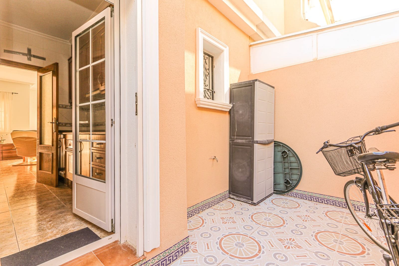 3 soverom Hus til salgs i Villamartin med svømmebasseng garasje - € 189 950 (Ref: 9283966)