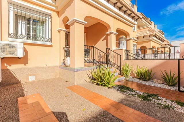 3 Zimmer Haus zu verkaufen in Villamartin, Orihuela mit Pool Garage - 189.950 € (Ref: 9283966)