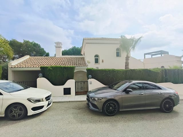 5 soverom Villa til salgs i Las Ramblas Golf, Orihuela med svømmebasseng garasje - € 599 950 (Ref: 9297467)