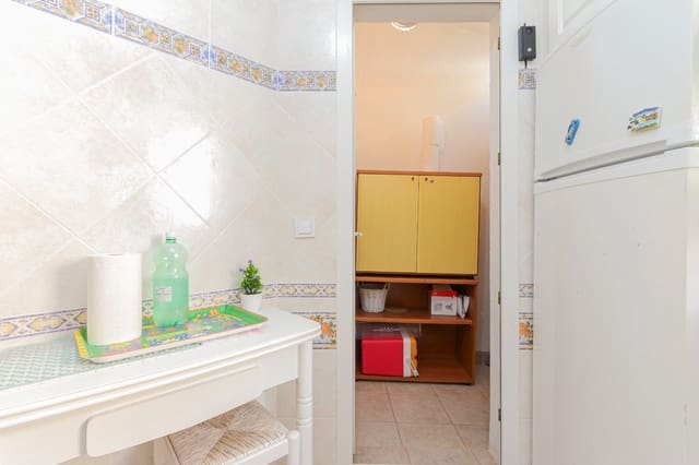 2 bedroom Semi-detached Villa for sale in Playa Flamenca, Orihuela with pool garage - € 199,990 (Ref: 9297475)