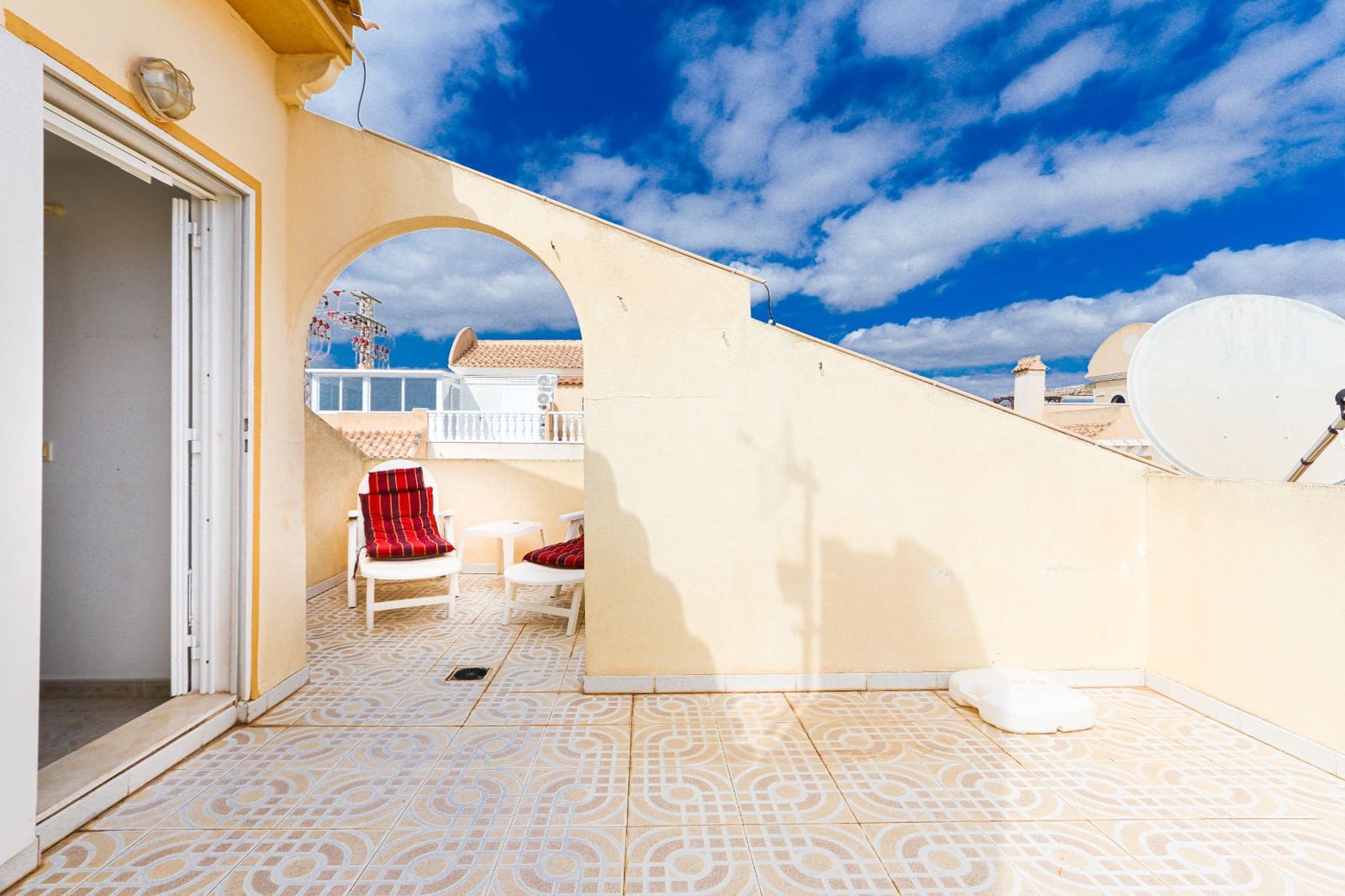 2 sypialnia Dom blizniak na sprzedaż w Playa Flamenca z basenem garażem - 199 990 € (Ref: 9297475)