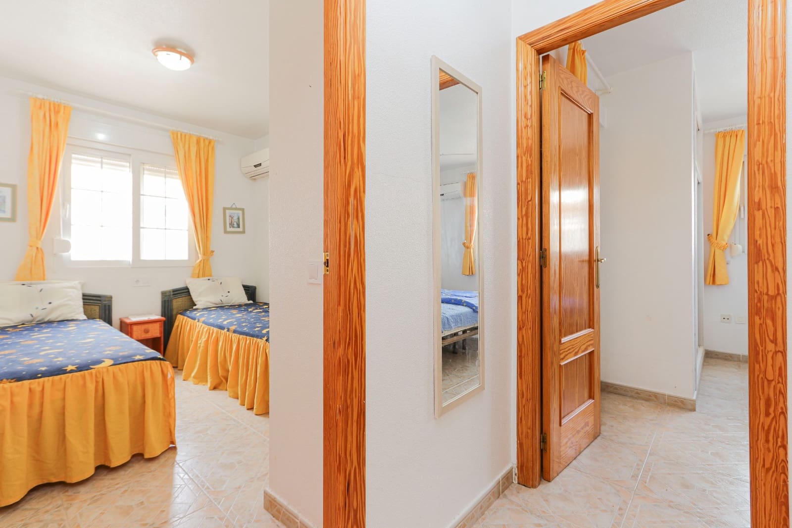 2 soveværelse Byhus til salg i Playa Flamenca med swimmingpool garage - € 199.990 (Ref: 9297475)