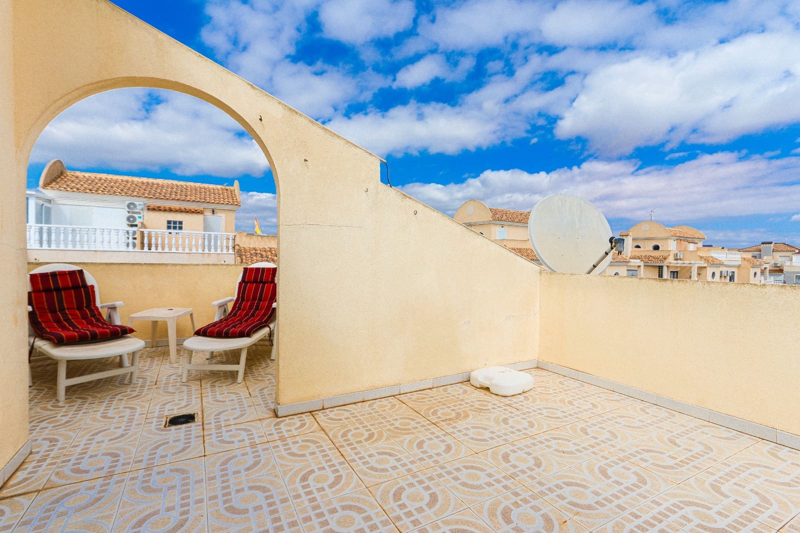 2 soveværelse Byhus til salg i Playa Flamenca med swimmingpool garage - € 199.990 (Ref: 9297475)