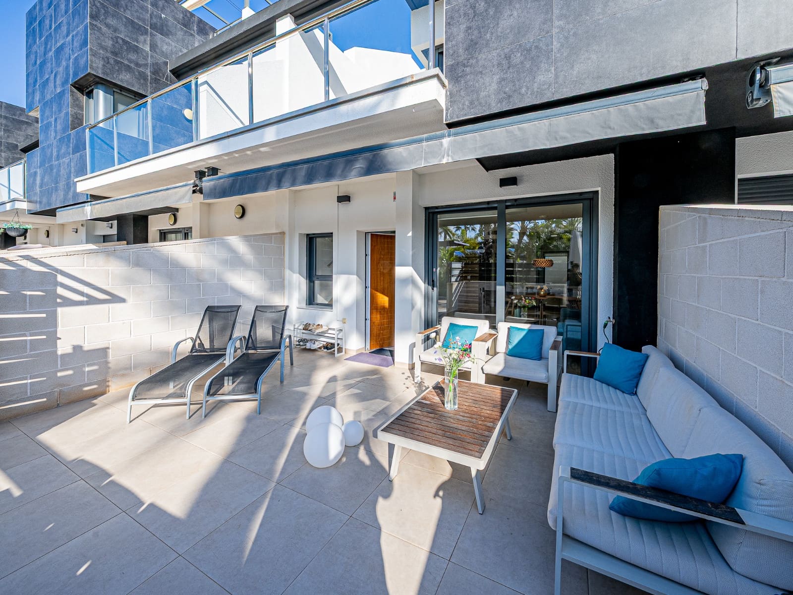 3 makuuhuone Omakotitalo myytävänä paikassa Los Dolses mukana uima-altaan - 395 000 € (Ref: 9308262)