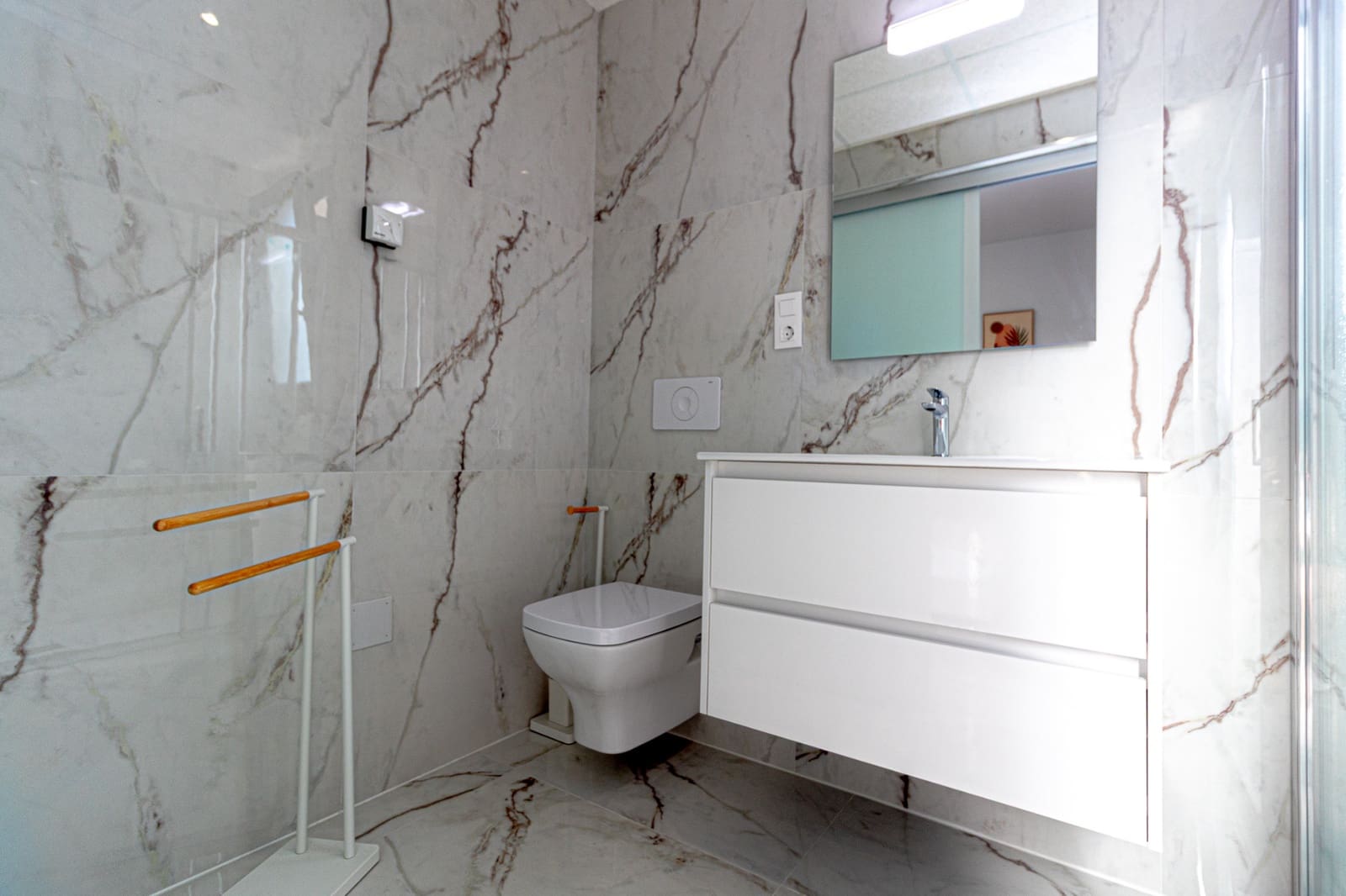 2 bedroom Apartment for sale in Los Altos - € 299,900 (Ref: 9308265)