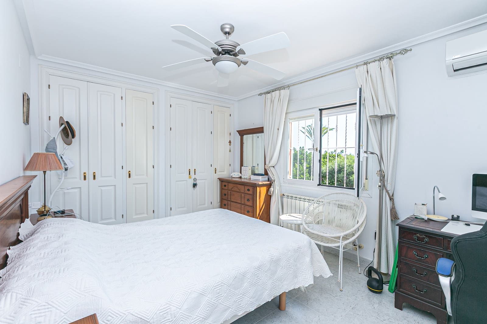 4 bedroom Villa for sale in Campoamor with pool - € 860,000 (Ref: 9308266)