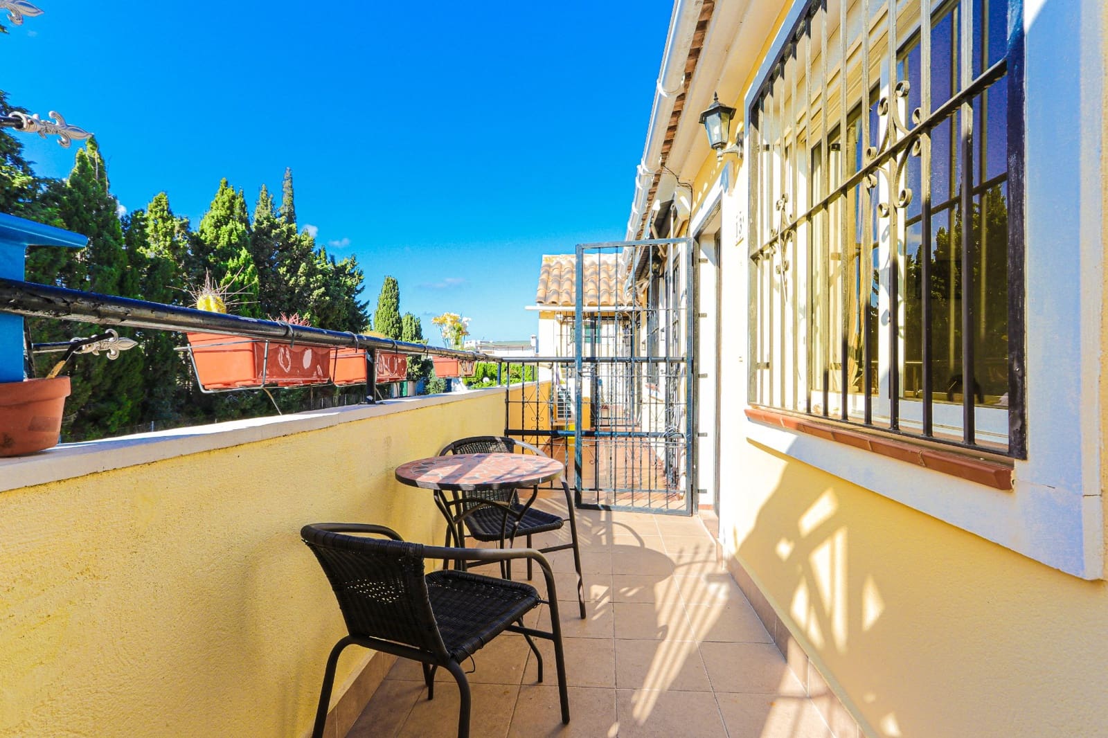 2 soveværelse Lejlighed til salg i Villamartin med swimmingpool garage - € 124.950 (Ref: 9322271)