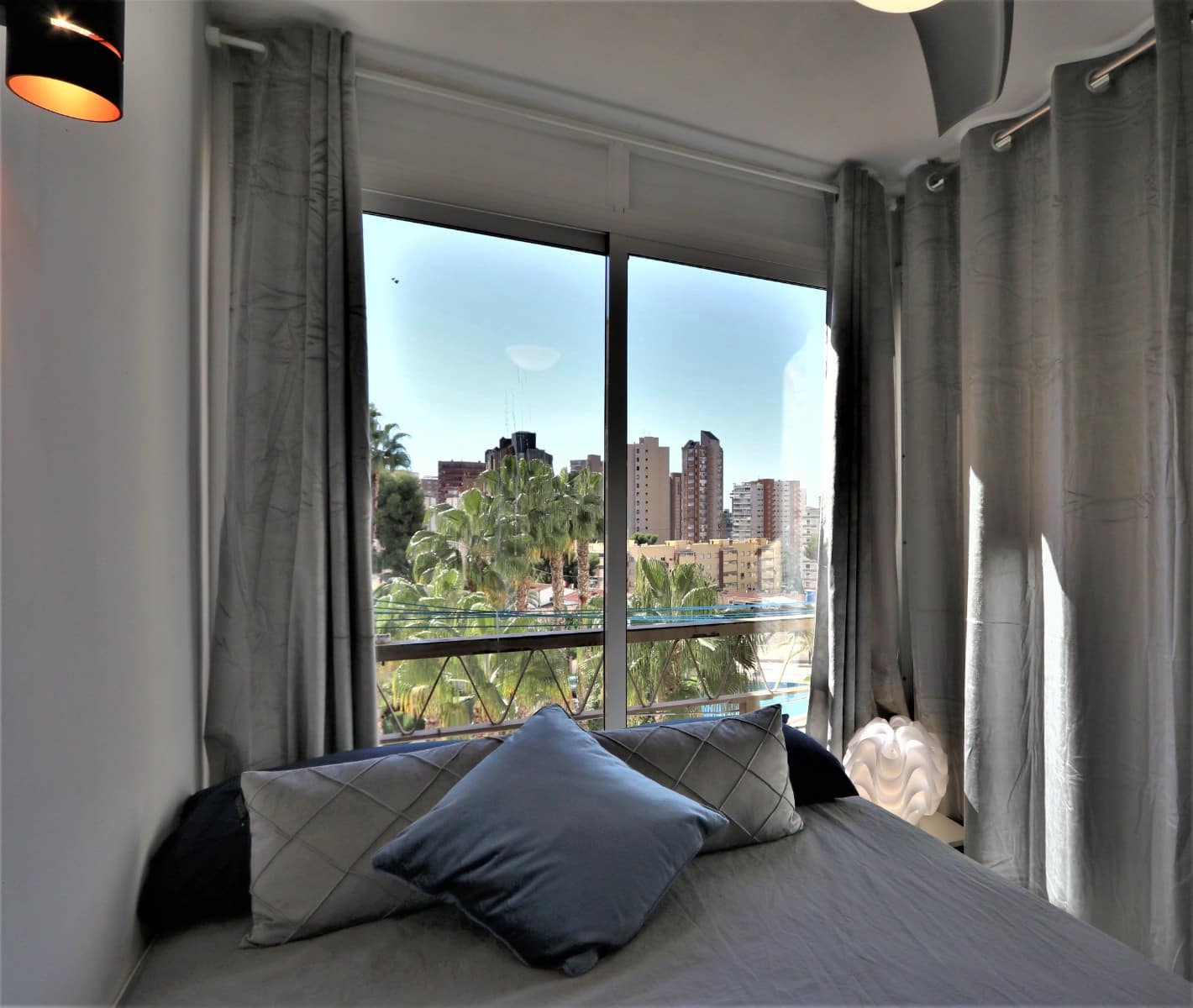 Leilighet til salgs i Benidorm med svømmebasseng - € 150 000 (Ref: 9322862)