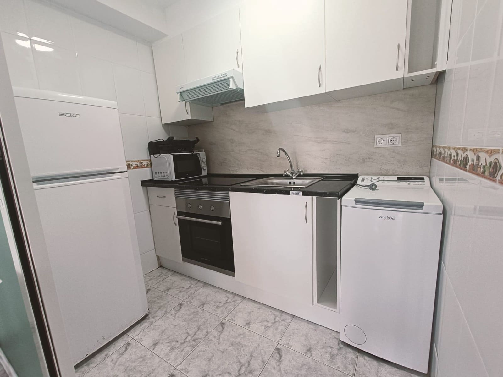 Leilighet til salgs i Benidorm med svømmebasseng - € 150 000 (Ref: 9322862)