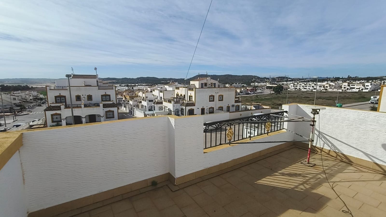 3 bedroom Semi-detached Villa for sale in Vistabella with pool garage - € 169,990 (Ref: 9332693)