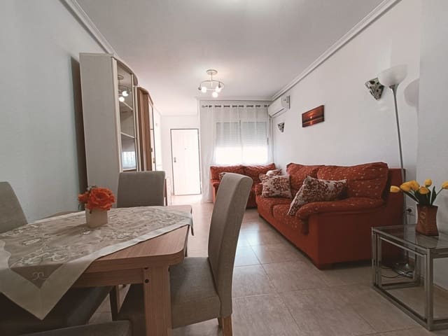 2 makuuhuone Huoneisto vuokrattavana paikassa Los Altos mukana uima-altaan - 765 € (Ref: 9335724)