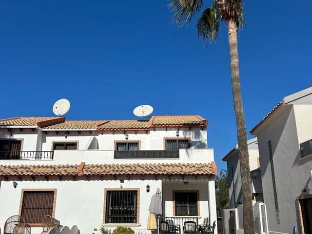 3 Zimmer Doppelhaus zu verkaufen in Villamartin - 239.900 € (Ref: 9335734)