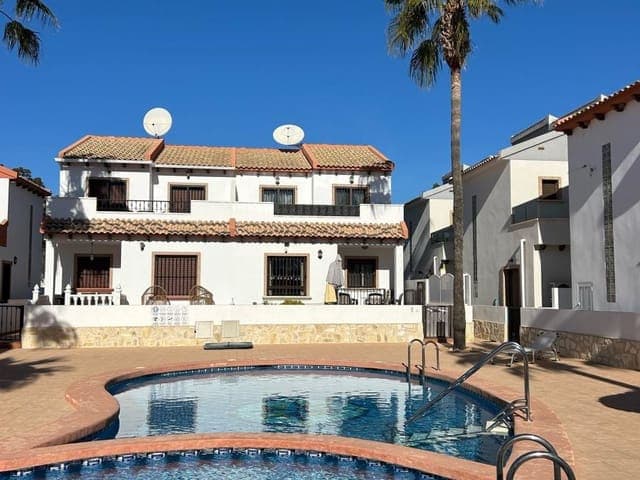 3 Zimmer Doppelhaus zu verkaufen in Villamartin - 239.900 € (Ref: 9335734)