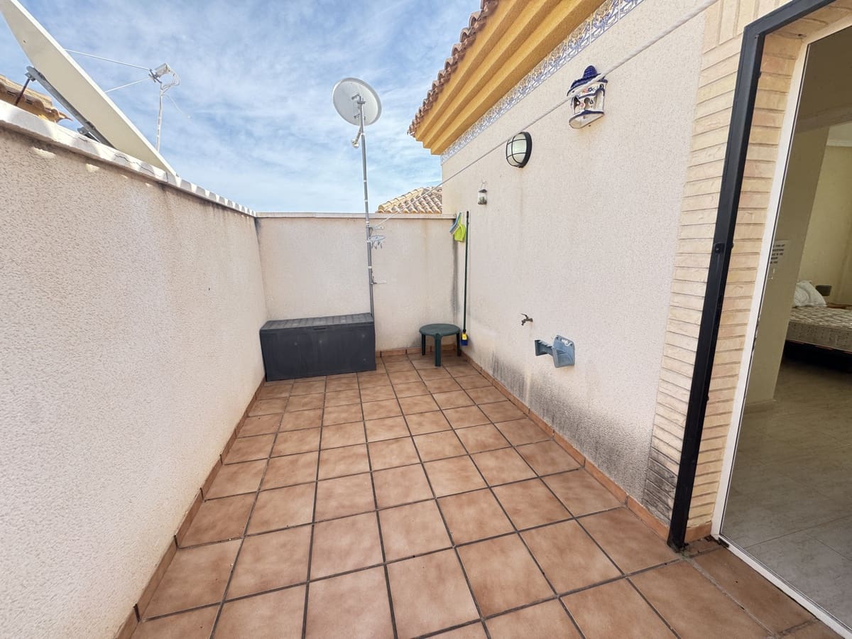 3 camera da letto Villetta Bifamiliare in vendita in Villamartin con piscina - 199.995 € (Rif: 9340742)