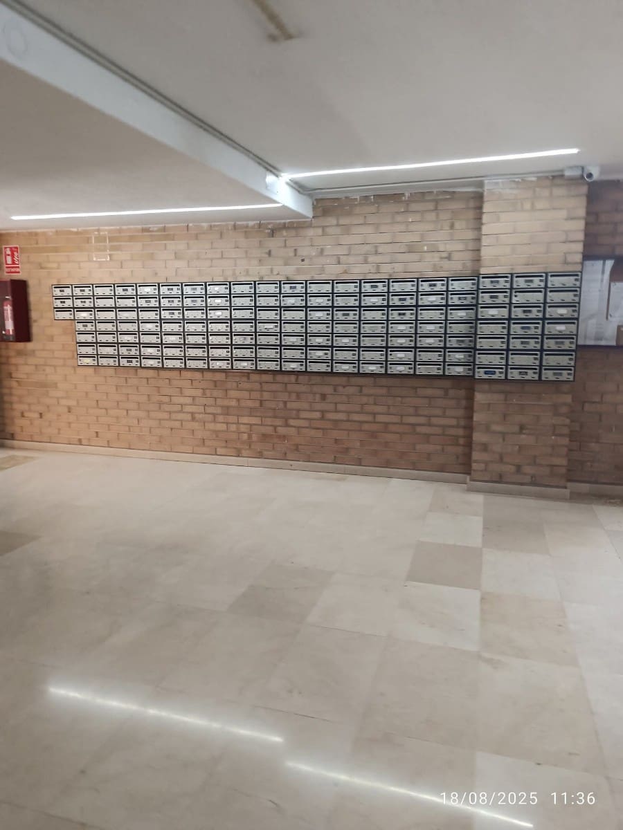 2 soverom Leilighet til salgs i Torrevieja med svømmebasseng - € 125 000 (Ref: 9343889)