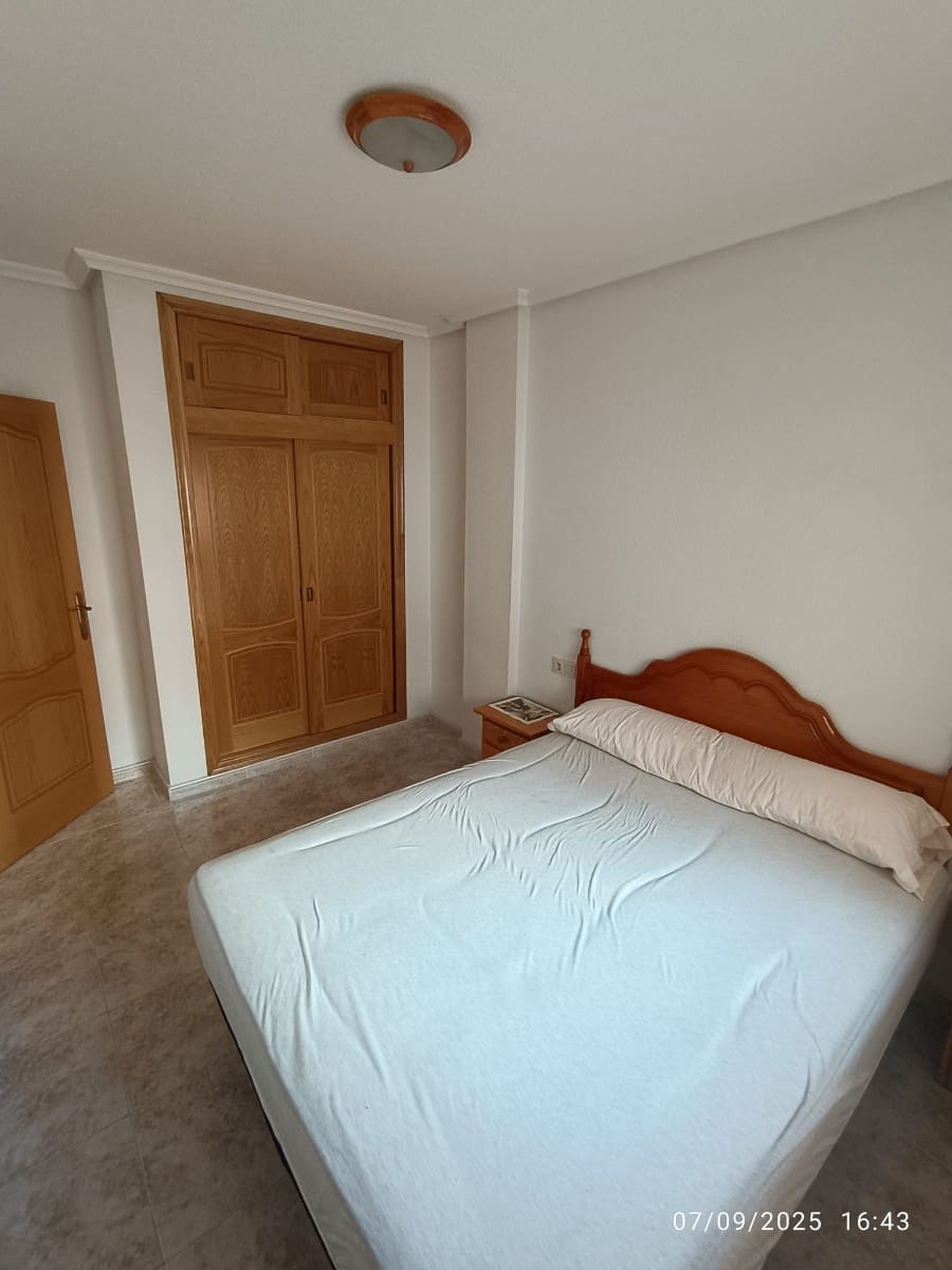2 chambre Appartement à vendre à Torrevieja avec piscine garage - 135 000 € (Ref: 9343890)