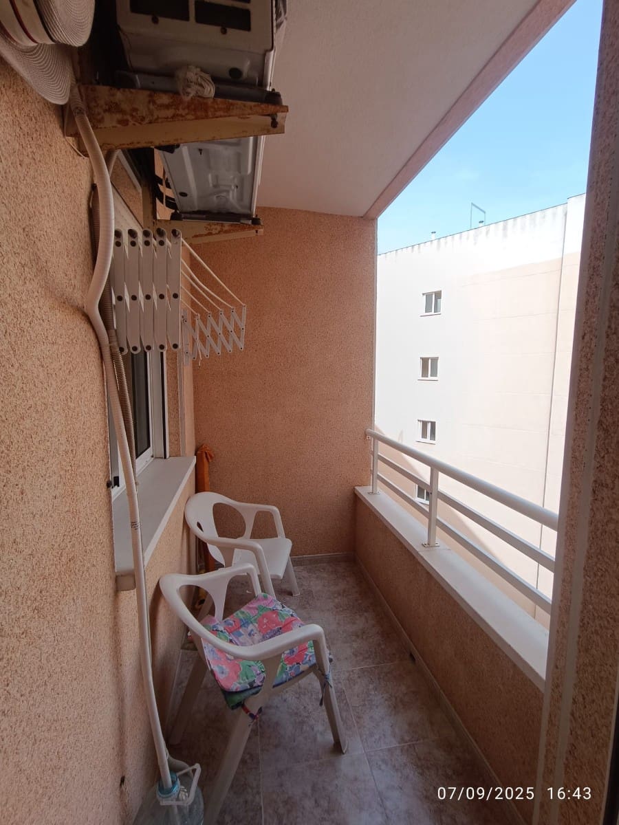 2 chambre Appartement à vendre à Torrevieja avec piscine garage - 135 000 € (Ref: 9343890)