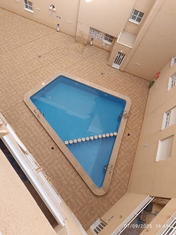 2 soverom Leilighet til salgs i Playa de los Locos, Torrevieja med svømmebasseng garasje - € 135 000 (Ref: 9343890)