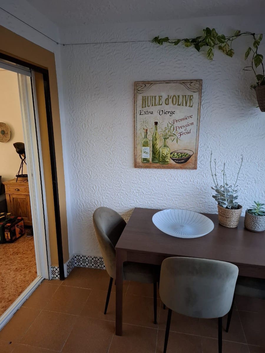 2 soveværelse Lejlighed til salg i Vistabella med swimmingpool garage - € 129.999 (Ref: 9344025)