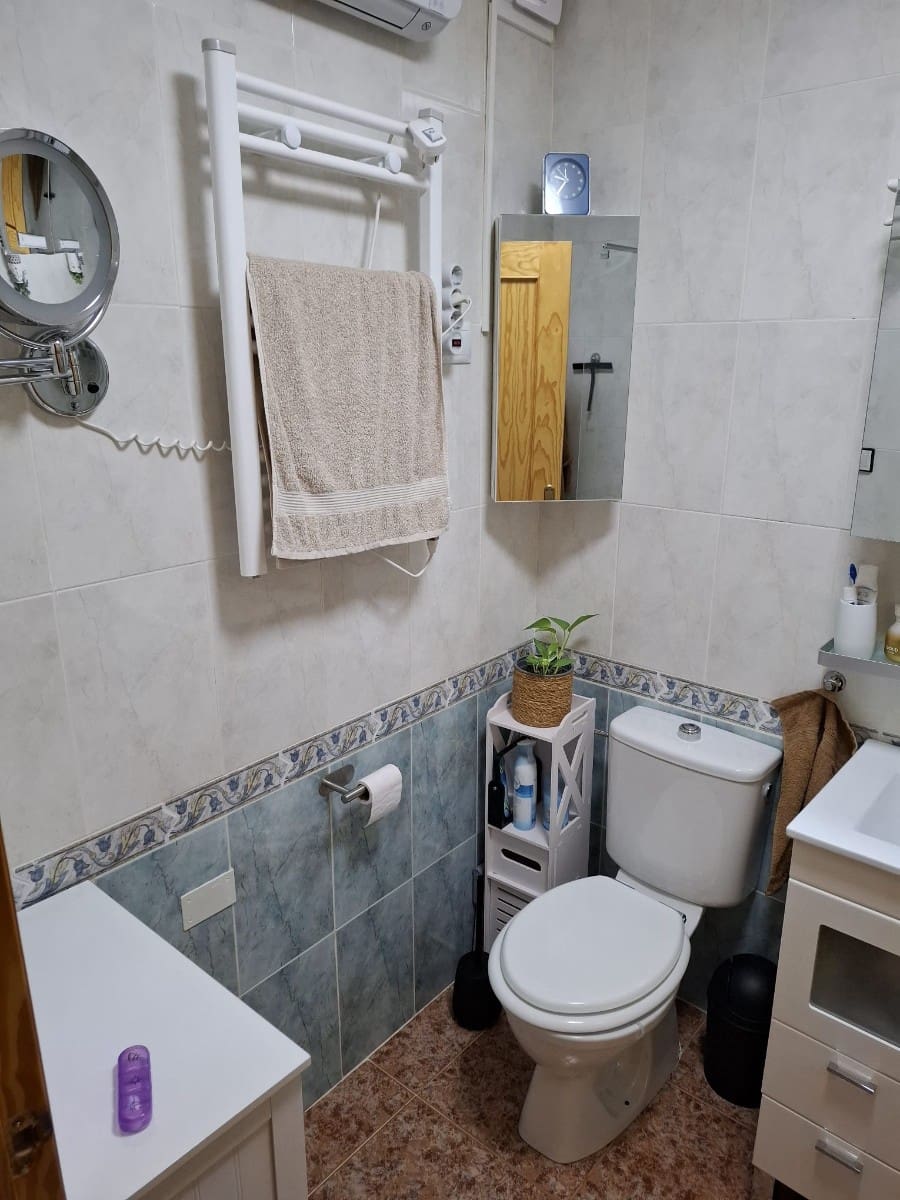 2 soveværelse Lejlighed til salg i Vistabella med swimmingpool garage - € 129.999 (Ref: 9344025)