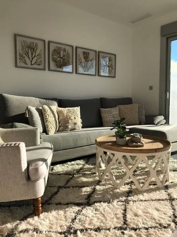 3 sypialnia Dom na sprzedaż w Daya Vieja z basenem garażem - 399 999 € (Ref: 9344027)