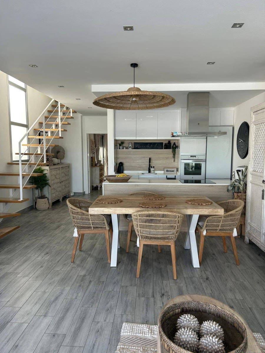 Casa de 3 habitaciones en Daya Vieja en venta con piscina garaje - 399.999 € (Ref: 9344027)